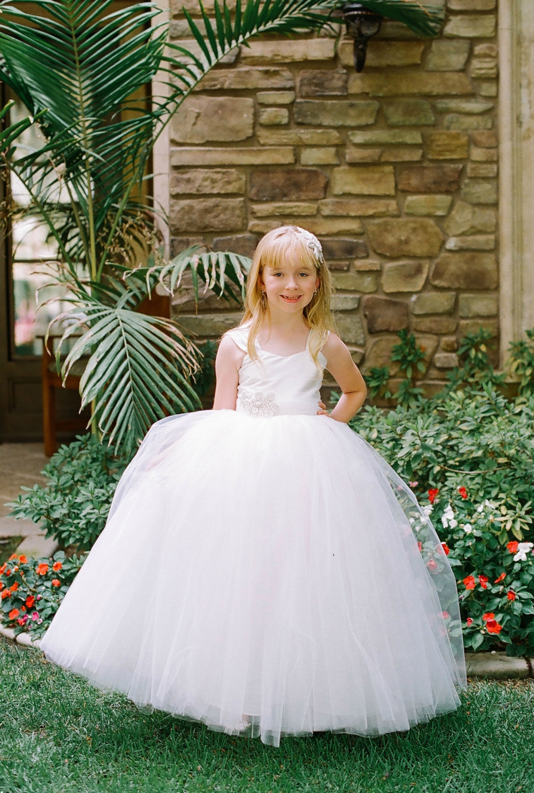Girls Dress Style 0618718 Ivory Floor-length Applique V-neck Ball Gown Dress in Choice of Colour